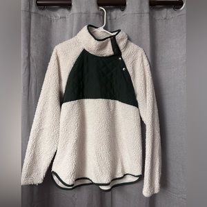 Abercrombie pull on!